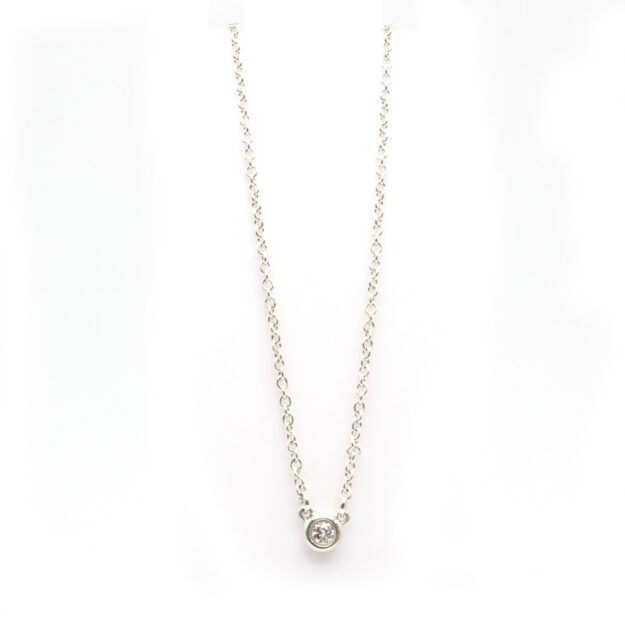 small dia neck front